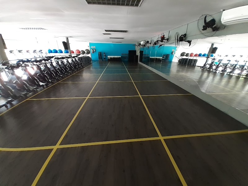 Academia Go Fitness - Academia em Ahu, Curitiba/PR - Foto 2