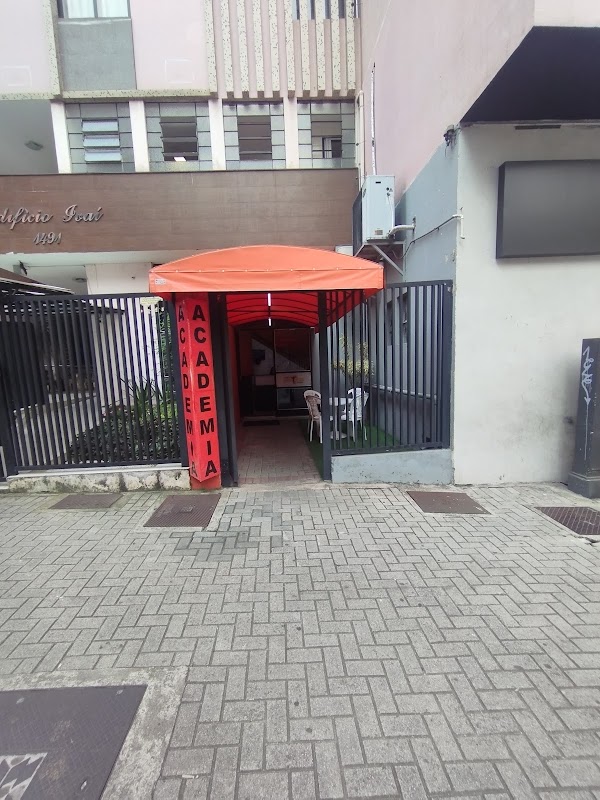 First Class - Academia em Mercês, Curitiba/PR - Foto 3