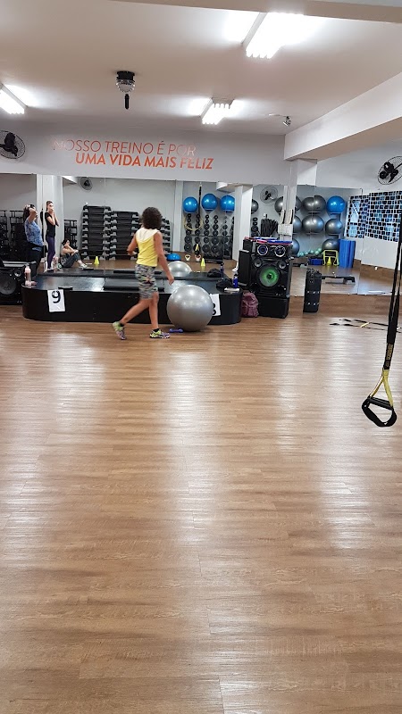 Academia Fitness Center - Academia em Rebouças, Curitiba/PR - Foto 4