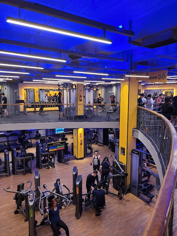 Academia Smart Fit - Academia em Rebouças, Curitiba/PR - Foto 2