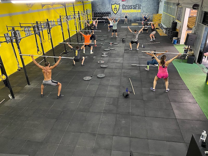 Crossfit Hardbreak - Academia em Rebouças, Curitiba/PR - Foto 2