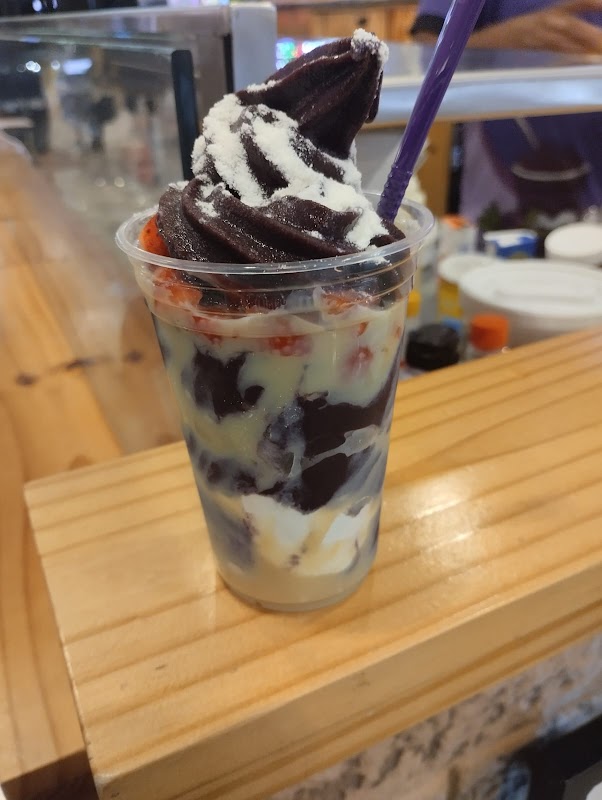 Açaí Villa Roxa Quiosque - Açaiteria e Sorveteria em Rebouças, Curitiba/PR - Foto 4