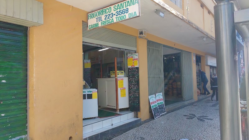 Açougue e Casa de Carnes Frigo Santana - Açougue em Centro, Curitiba/PR - Foto 3