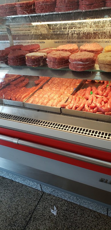 Açougue Três Marias - Açougue em São Braz, Curitiba/PR - Foto 5