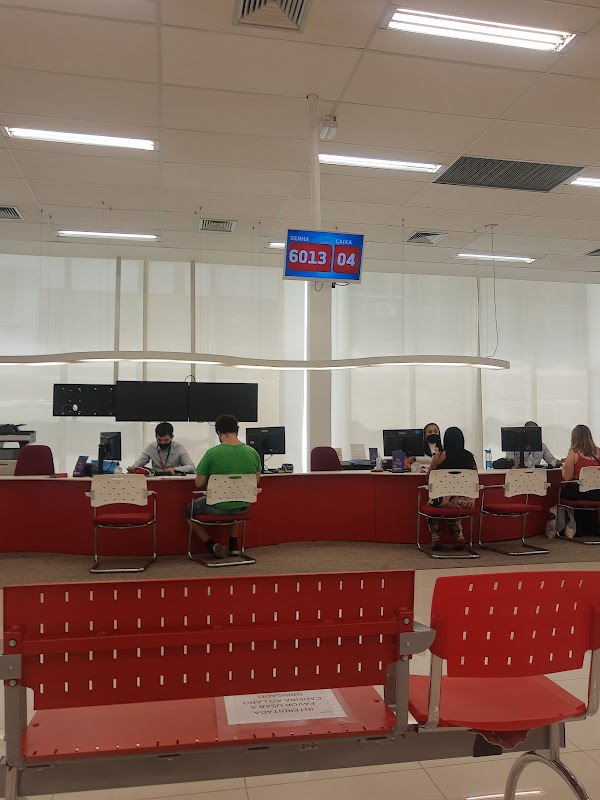 Banco Bradesco - Agência Bancária em Centro, Curitiba/PR - Foto 2