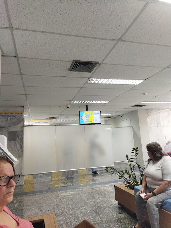 Banco do Brasil - Praça Tiradentes - Agência 0009 - Agência Bancária em Centro, Curitiba/PR - Foto 3