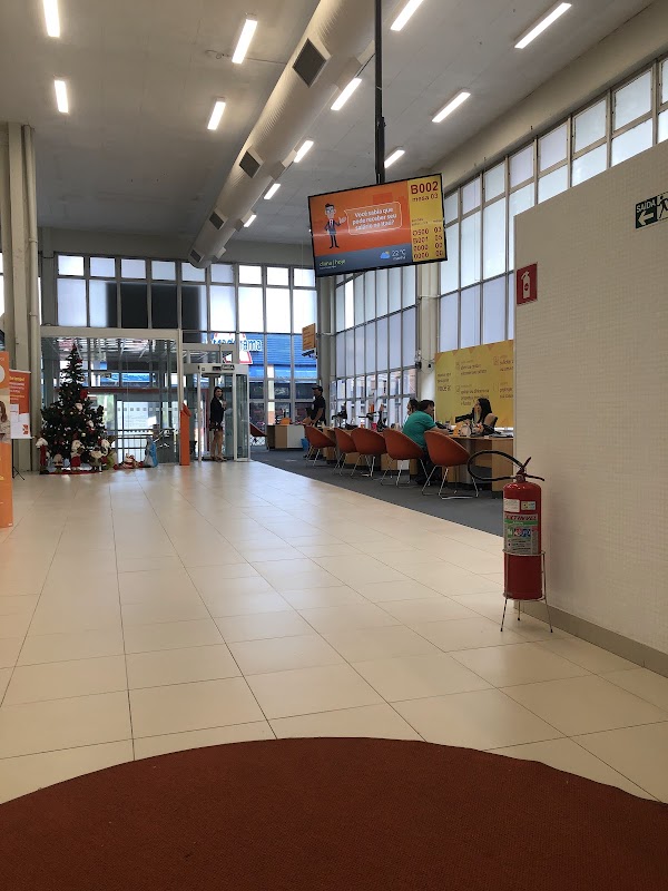 Banco Itaú - Agência 3835 - Agência Bancária em Centro, Curitiba/PR - Foto 3