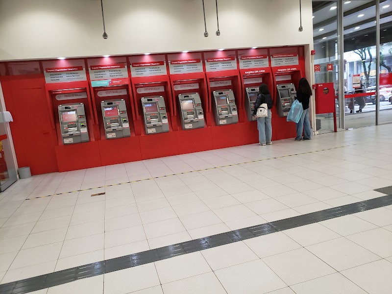 Banco Santander - Agência 0084 Mal Deodoro - Agência Bancária em Centro, Curitiba/PR - Foto 3
