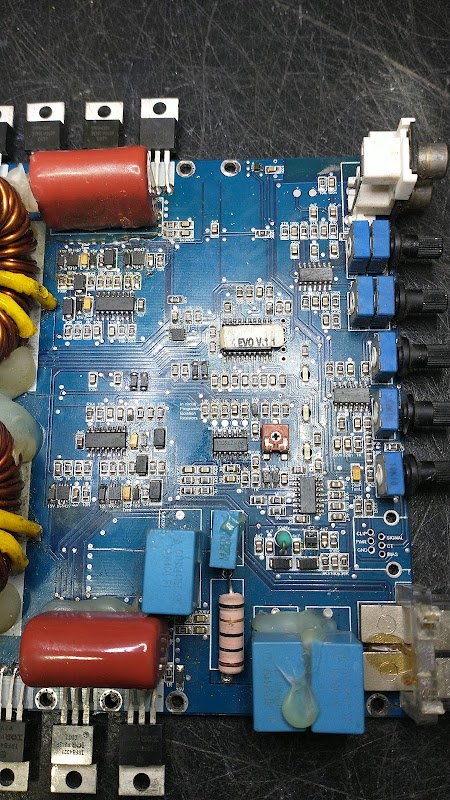 Centro Pioneer Assistência Técnica - Assistência Técnica Eletrônica em Centro, Curitiba/PR - Foto 4