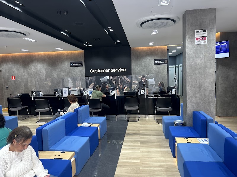 Samsung Smart Center - Assistência Técnica Eletrônica em Centro, Curitiba/PR - Foto 2