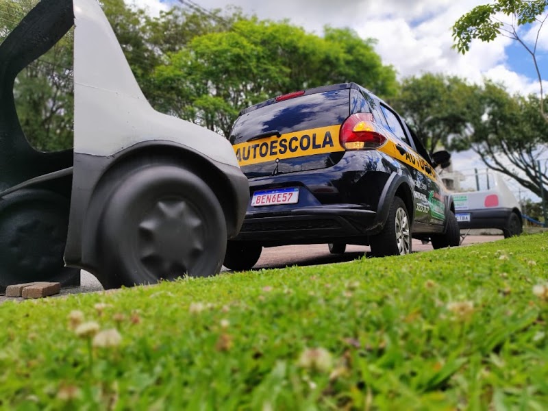 Auto Escola Curitiba - Autoescola em Centro, Curitiba/PR - Foto 5