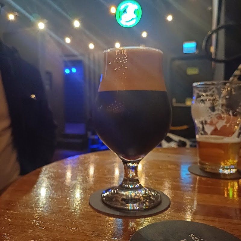 We Are Bastards - Bar e Choperia em Água Verde, Curitiba/PR - Foto 4