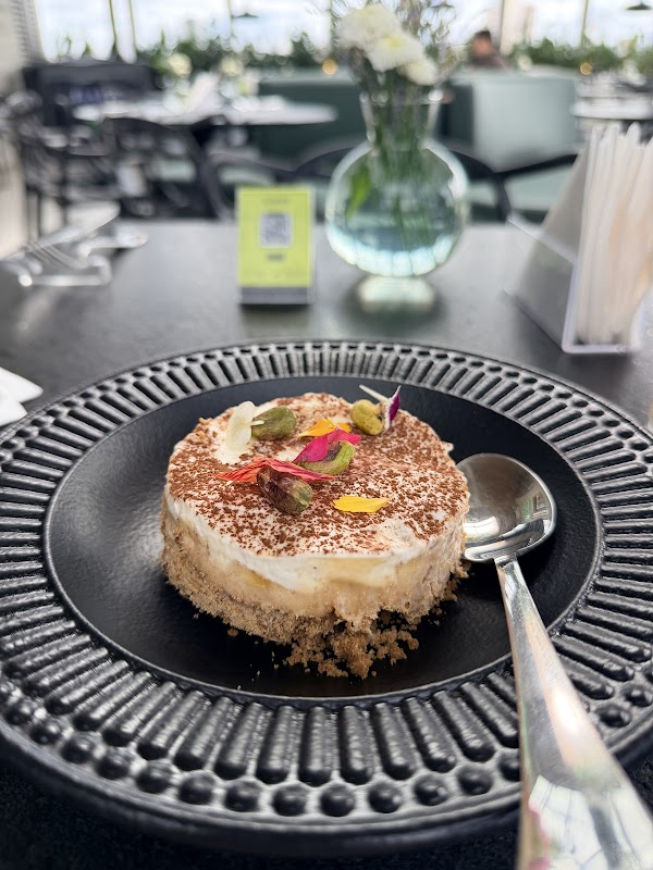 Gards Rooftop - Bar e Choperia em Alto da Glória, Curitiba/PR - Foto 5