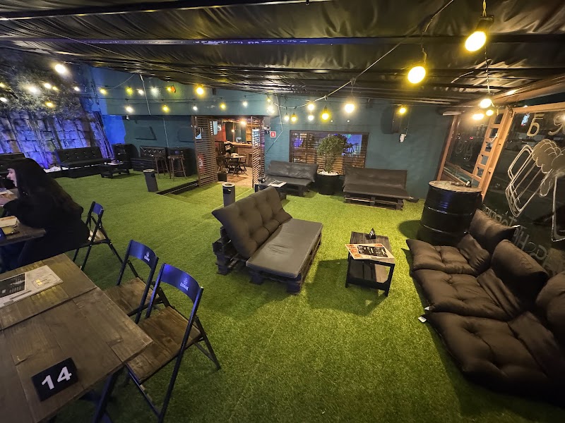 Gigg's Bar - Bar e Choperia em Centro Civico, Curitiba/PR - Foto 4