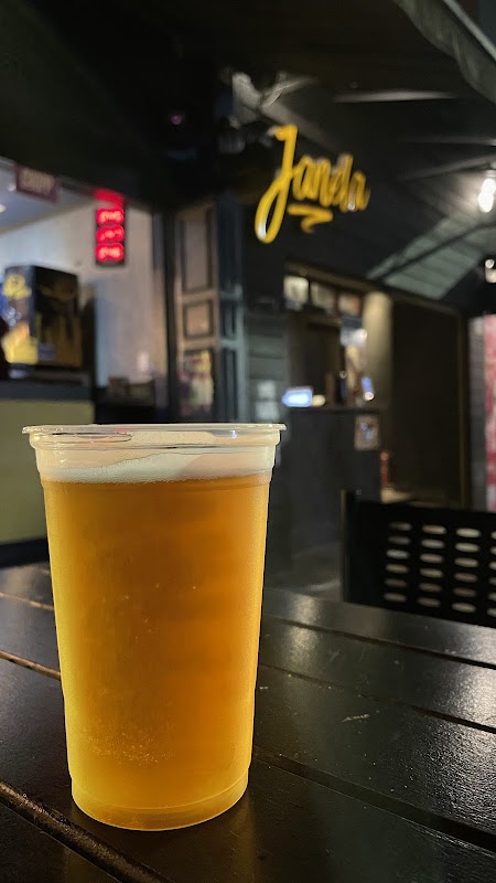 Janela Bar - Bar e Choperia em Centro, Curitiba/PR - Foto 4