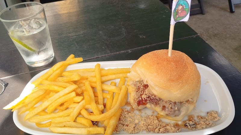 Quintal do Monge - Bar e Choperia em São Francisco, Curitiba/PR - Foto 5