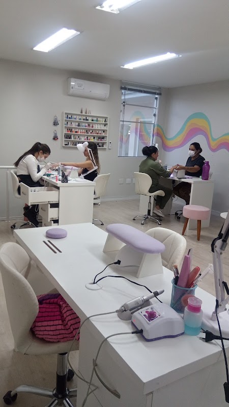 Royal Skin Biomedicina e Estética - Clínica de Estética em Mercês, Curitiba/PR - Foto 2