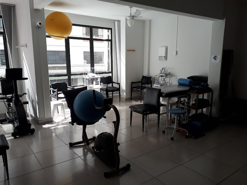 Medcentro Clínica Médica e Fisioterapia - Clínica Médica em Centro, Curitiba/PR - Foto 3