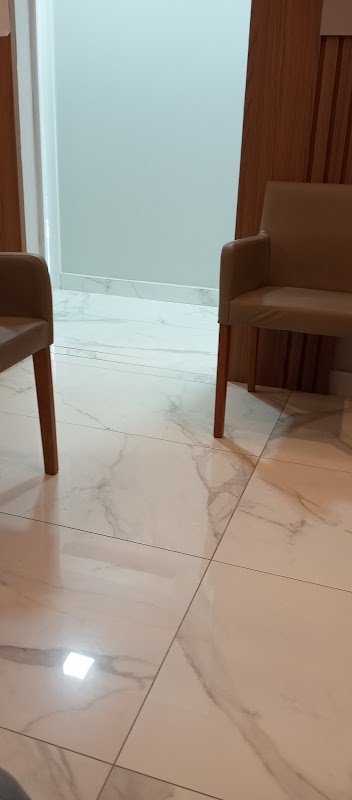 AmoClin Centro Odontologico - Clínica Odontológica em Centro, Curitiba/PR - Foto 3