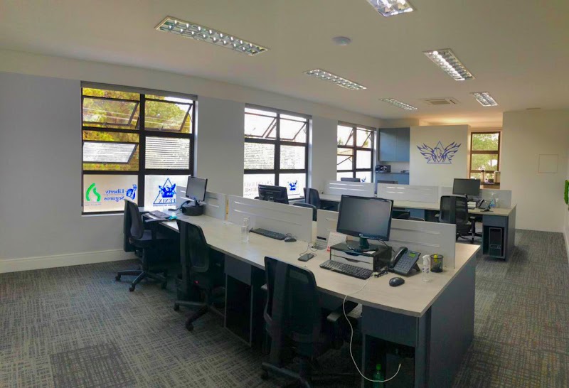 Fênix Corretora de Seguros - Corretora de Seguros em São Braz, Curitiba/PR - Foto 2