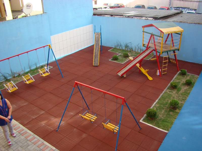 CEI Brincar de Aprender - Creche em Centro, Curitiba/PR - Foto 2