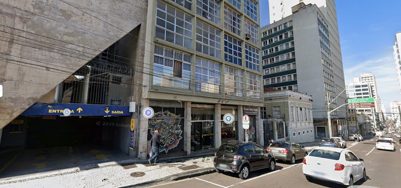 Varesqui Despachante Imobiliário - Despachante em Centro, Curitiba/PR - Foto 2