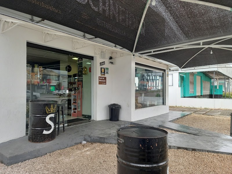 Schneider Distribuidora e Adega - Distribuidora de Bebidas em Jardim das Américas, Curitiba/PR - Foto 4