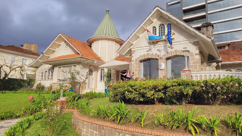 Centro Europeu - Cursos de Profissão e Cursos de Idiomas - Escola de Idiomas em Batel, Curitiba/PR - Foto 3