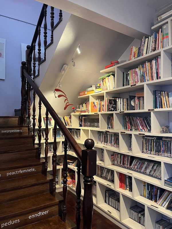 Centro Cultural da Espanha - Escola de Idiomas em Centro, Curitiba/PR - Foto 2