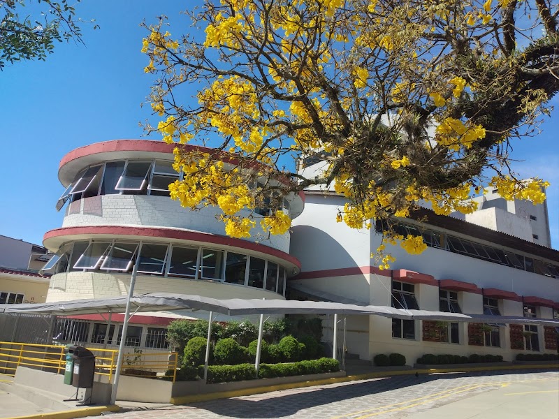 Colégio Integral - Escola em Centro Civico, Curitiba/PR - Foto 2