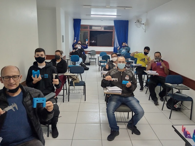 CEAP - Centro de Educação Profissional Anísio José Pedrussi - Escola em Hauer, Curitiba/PR - Foto 4