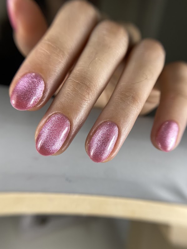 Dallas Studio de Unhas e Manicure Russa - Esmalteria em Centro, Curitiba/PR - Foto 3