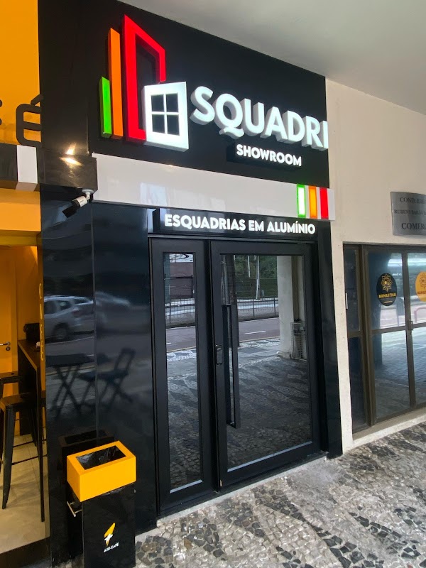 SQUADRI Empresa de Esquadrias de Alumínio
