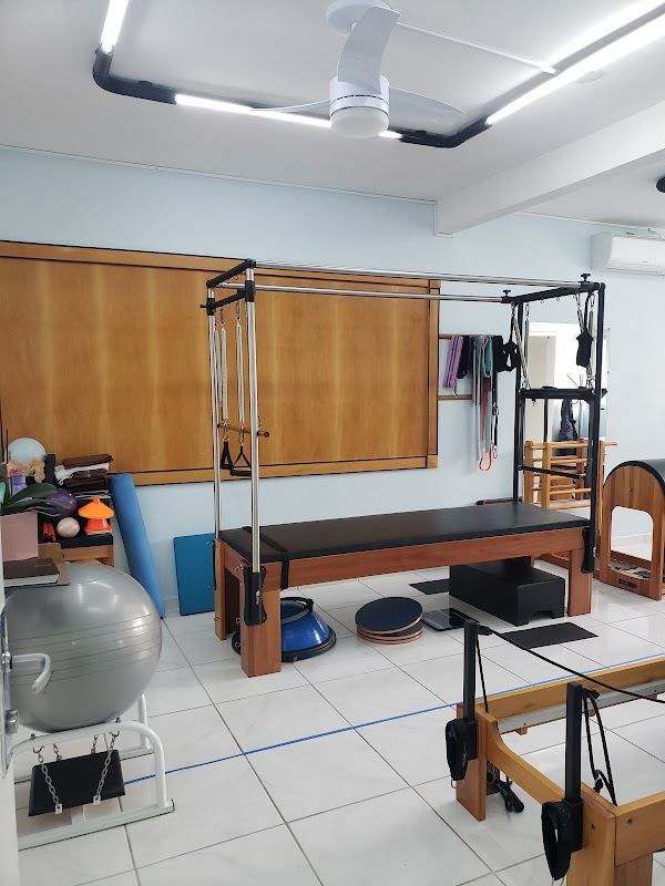 Athenas Clínica de Fisioterapia - Fisioterapia em Centro, Curitiba/PR - Foto 3