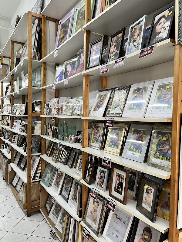 Foto Yamasaki - Revelação Digital - Molduras - Fotógrafo em Centro, Curitiba/PR - Foto 3
