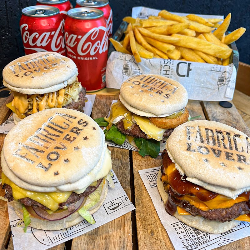 Fábrica Gourmet Hamburgueria - Hamburgueria em Bairro Alto, Curitiba/PR - Foto 2