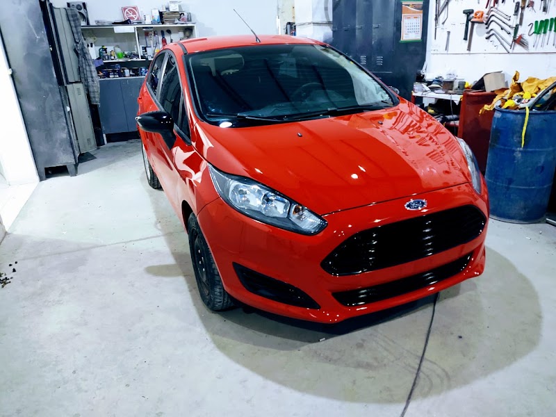 Repar Auto Lataria e Pintura - Lanternagem e Pintura em São Braz, Curitiba/PR - Foto 4