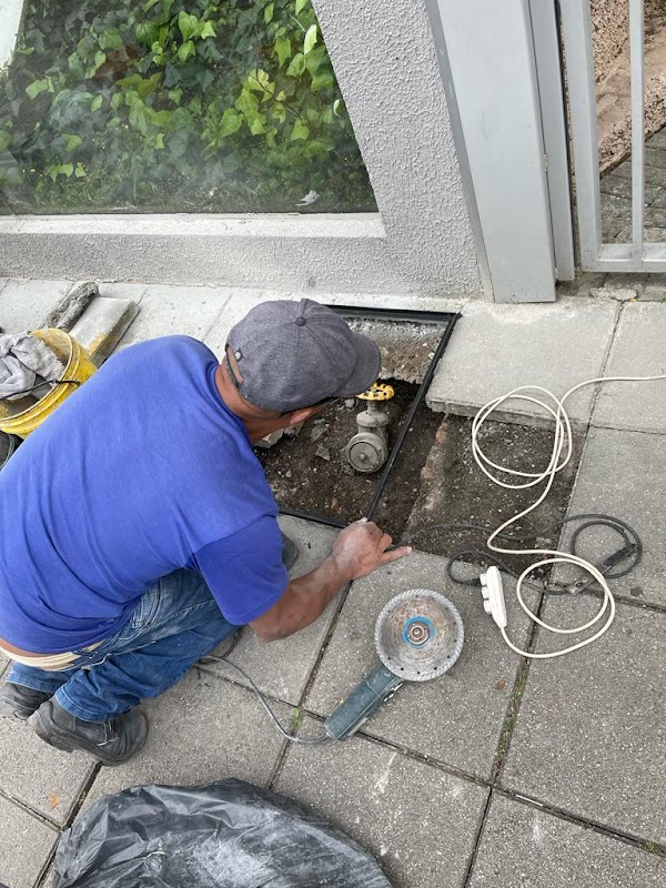 Hidráulico e Eletricista Prestador de Serviços NC