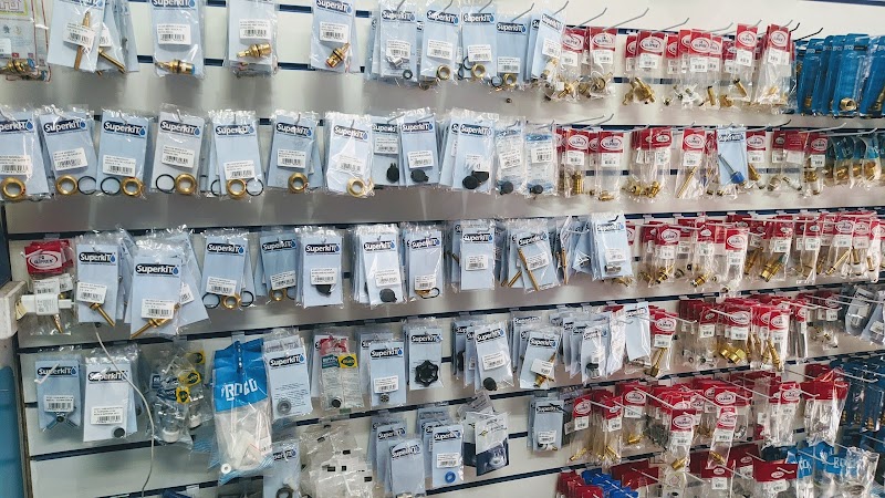 Reparos Hidráulicos Elétricos Ferragens Serviço Gerais - Material Elétrico e Hidráulico em Centro, Curitiba/PR - Foto 3