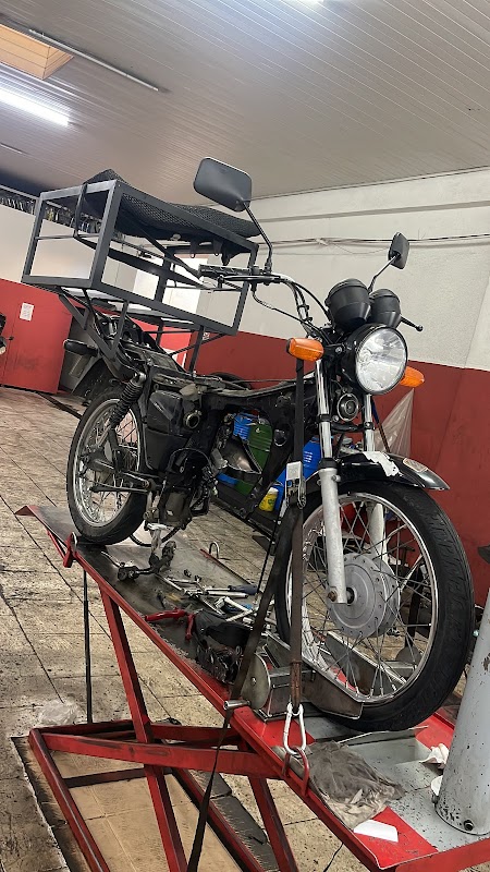 Vargas Motopeças - Moto Peças em Centro, Curitiba/PR - Foto 4