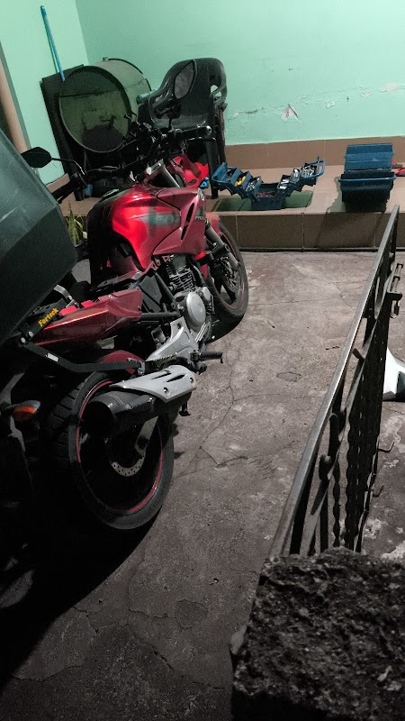 Foto 6 de Moto Peças Curitiba