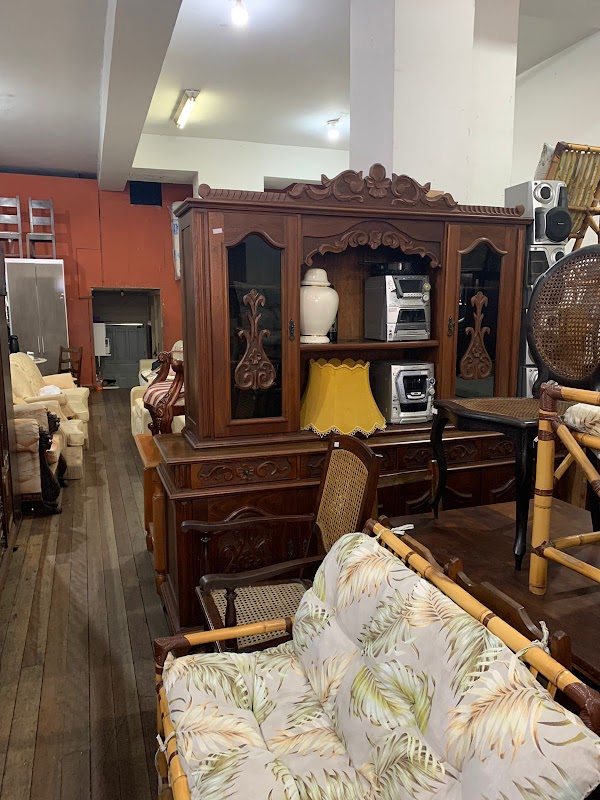 Alvorada Móveis Usados e Antiguidades - Móveis e Decoração em Centro, Curitiba/PR - Foto 3