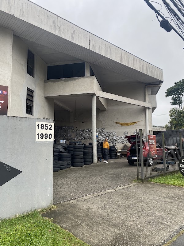 Borracharia Zamilian - Oficina Mecânica em Campina do Siqueira, Curitiba/PR - Foto 2
