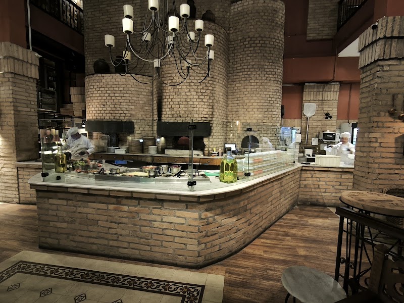 Avenida Paulista - Pizza, Pasta e Vino - Pizzaria em Centro, Curitiba/PR - Foto 3