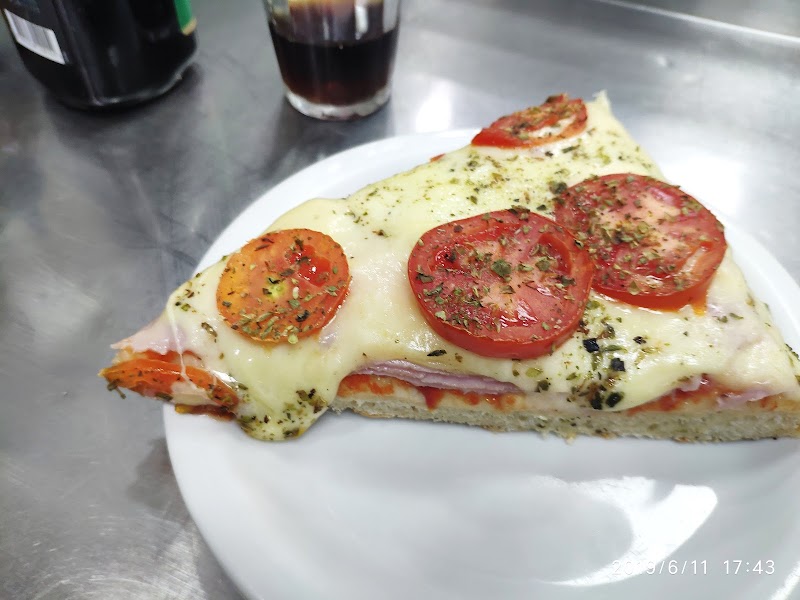 Itália Pizza - Pizzaria em Centro, Curitiba/PR - Foto 2