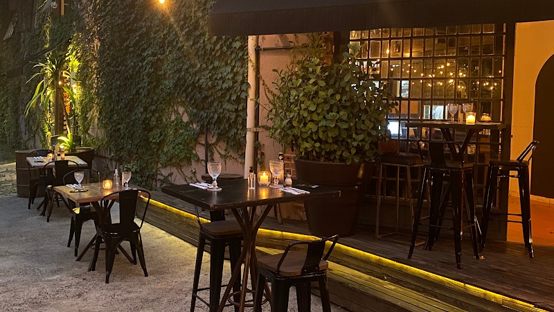 Madá Pizza e Vinho