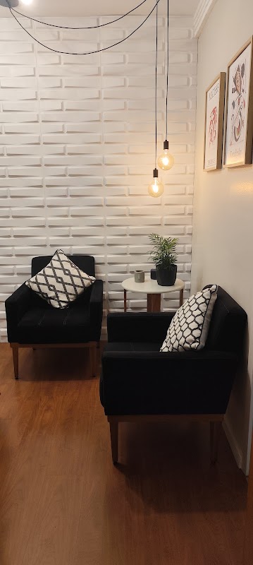 Psicóloga Juliana Maria Silveira - Psicologia em Centro, Curitiba/PR - Foto 3