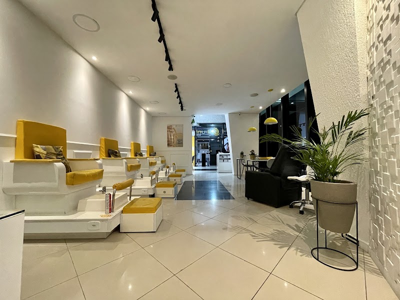 D-Unhas - Salão de Beleza em Centro, Curitiba/PR - Foto 5