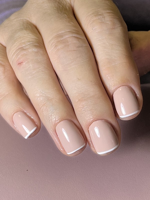 Studio Alice Bastos - unhas e sobrancelhas - Salão de Beleza em Centro, Curitiba/PR - Foto 3