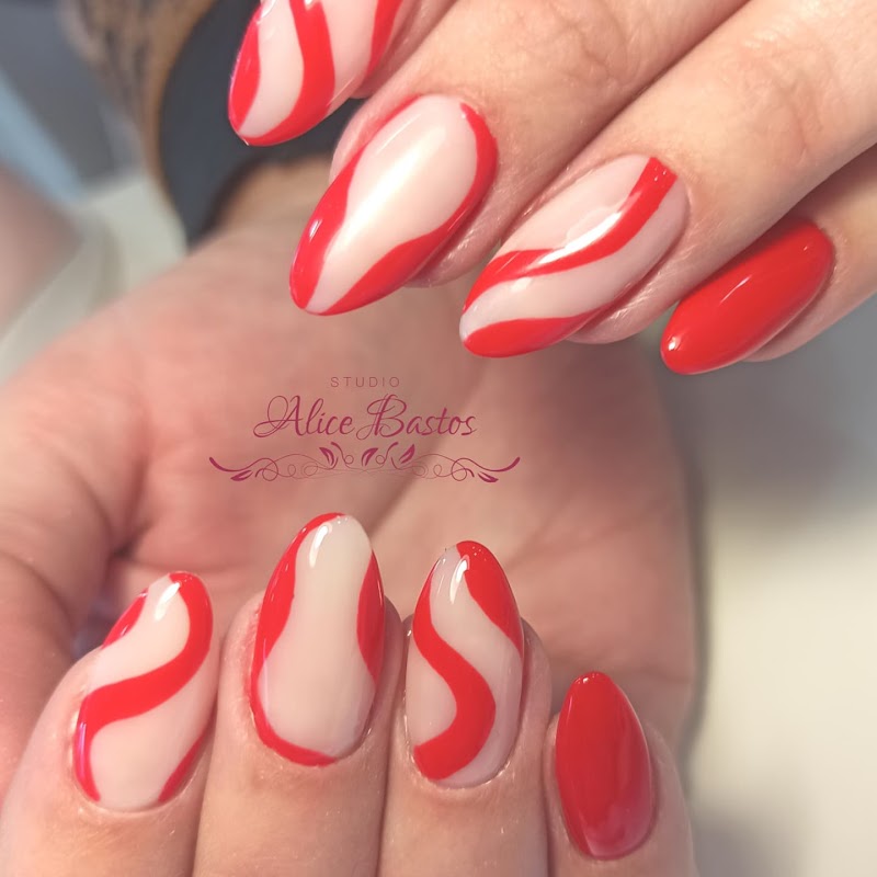 Studio Alice Bastos - unhas e sobrancelhas - Salão de Beleza em Centro, Curitiba/PR - Foto 5